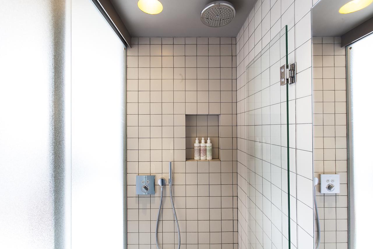 Destinationbcn - Universitat Rooms Barcelona Bagian luar foto
