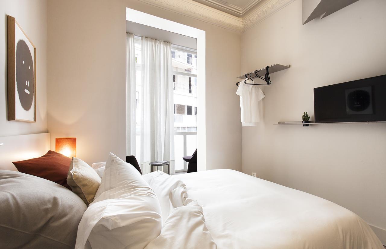 Destinationbcn - Universitat Rooms Barcelona Bagian luar foto