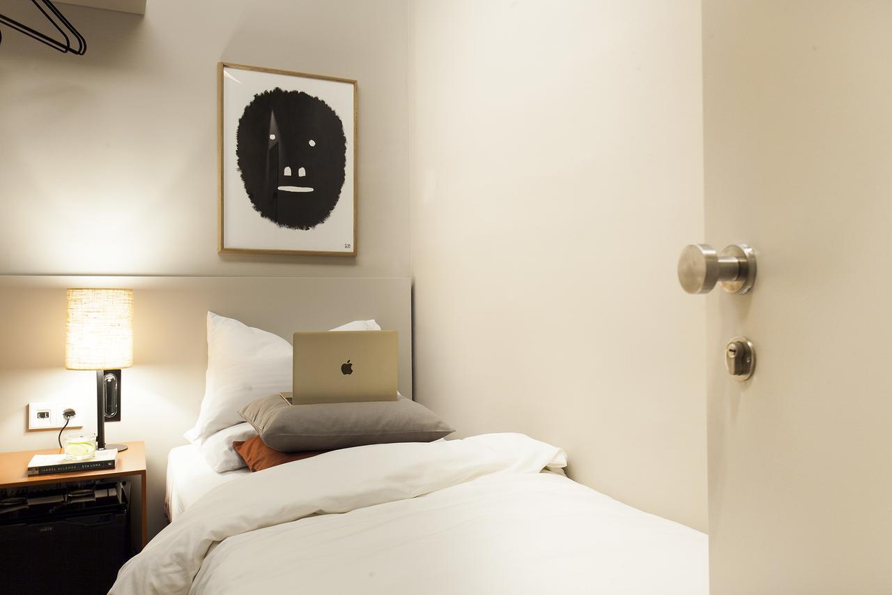 Destinationbcn - Universitat Rooms Barcelona Bagian luar foto