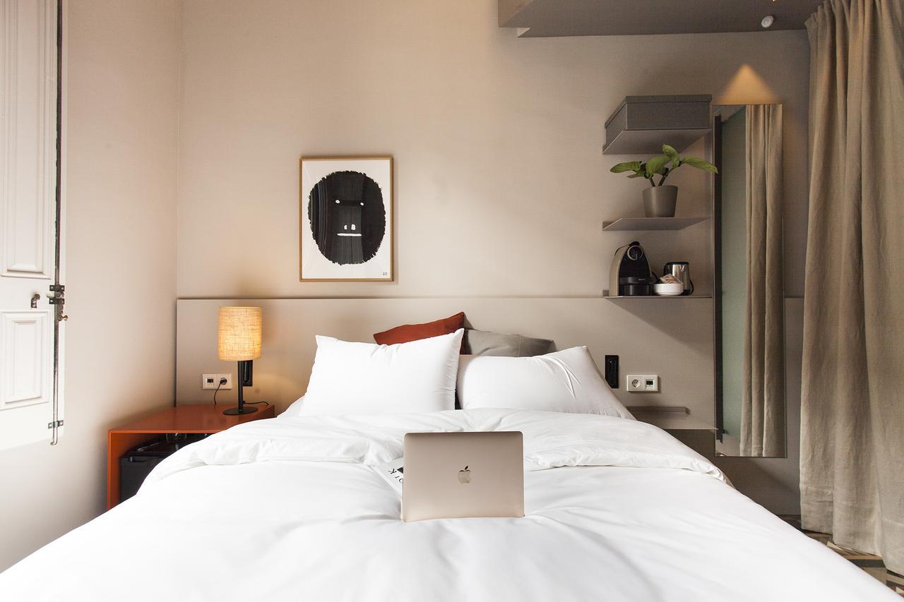 Destinationbcn - Universitat Rooms Barcelona Bagian luar foto